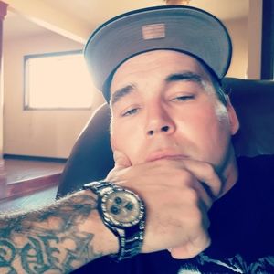 Meet your Posher, Lee